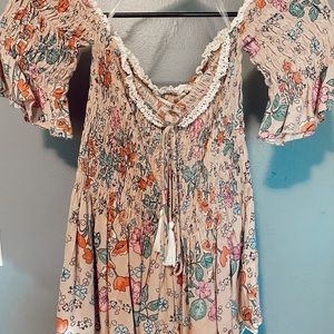 “Hippie laundry” Pink floral off shoulder shirt